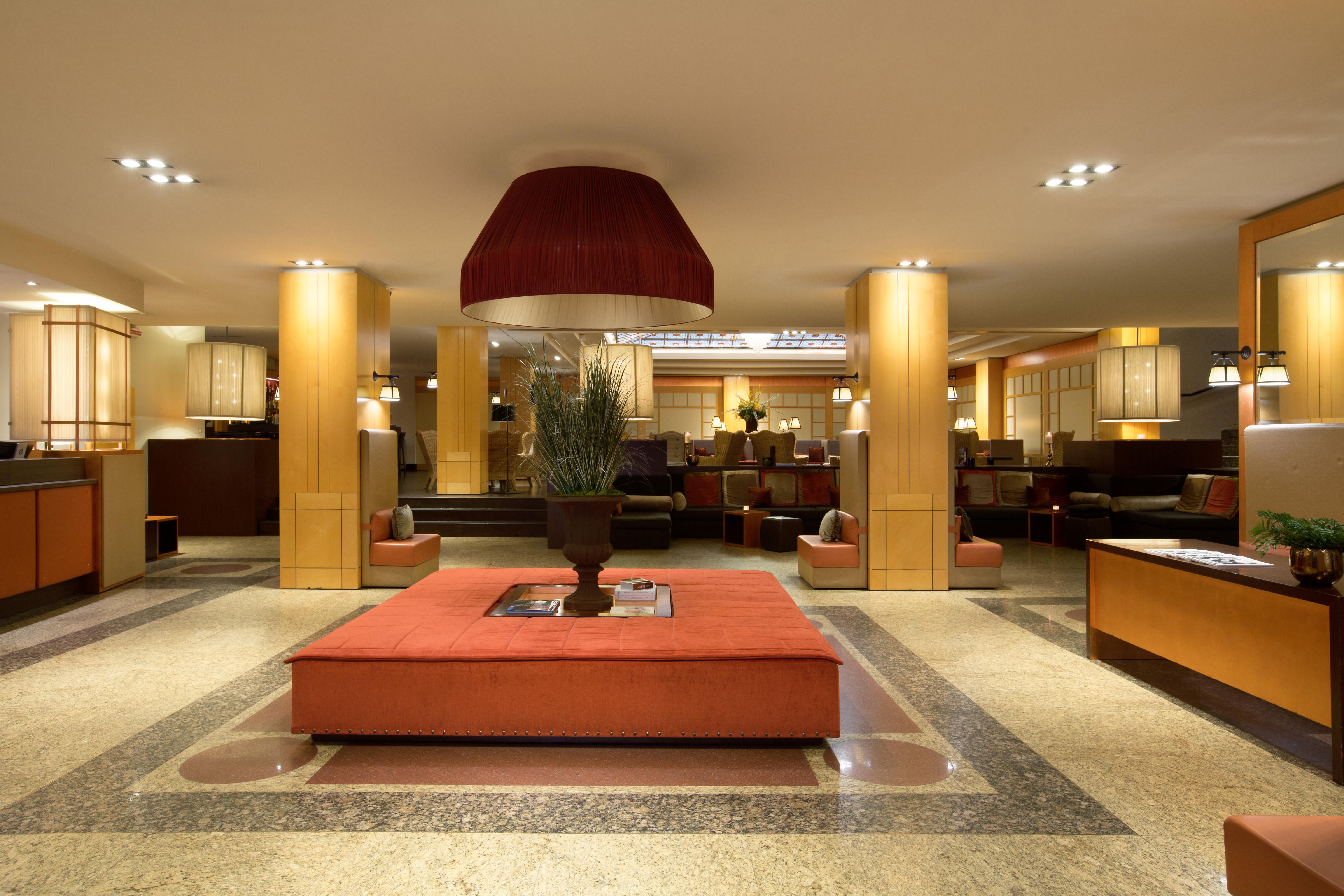 Starhotels Metropole Rom Exteriör bild